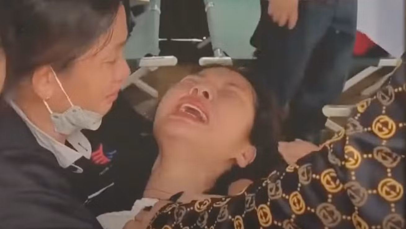 Những hình ảnh đau thương về thiệt hại của cơn bão khiến nhiều người thổn thức, xót xa.