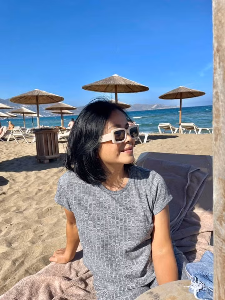 NSƯT Minh Trang khẳng định vai diễn bà Năm là một thử thách, bởi vai này nặng tâm lý, phải chèo ghe, đi sông nước nhiều mà chị không biết gì. Tuy nhiên, được đảm nhận vai diễn này là sự may mắn.