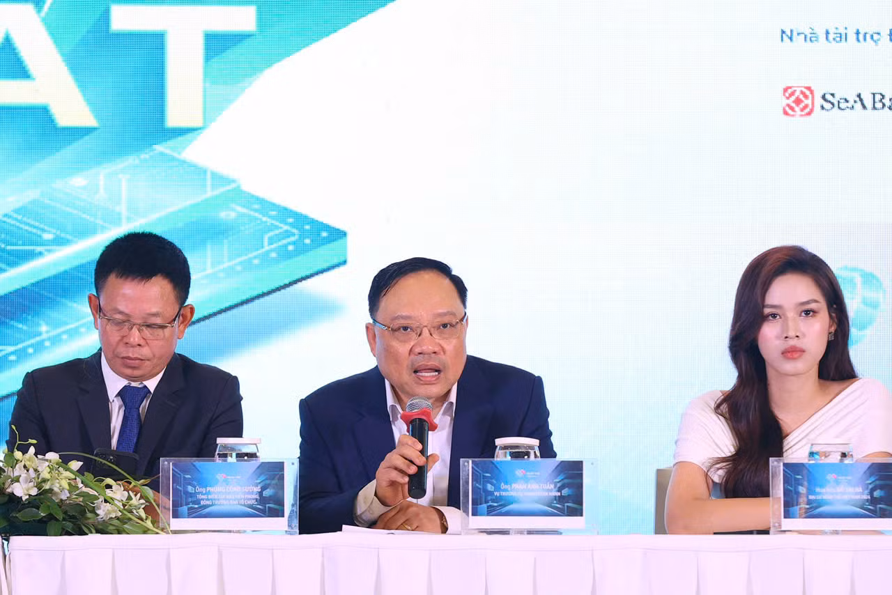 Ông Phạm Anh Tuấn thông tin về kết quả thực hiện Quyết định số 2345/QĐ-NHNN.