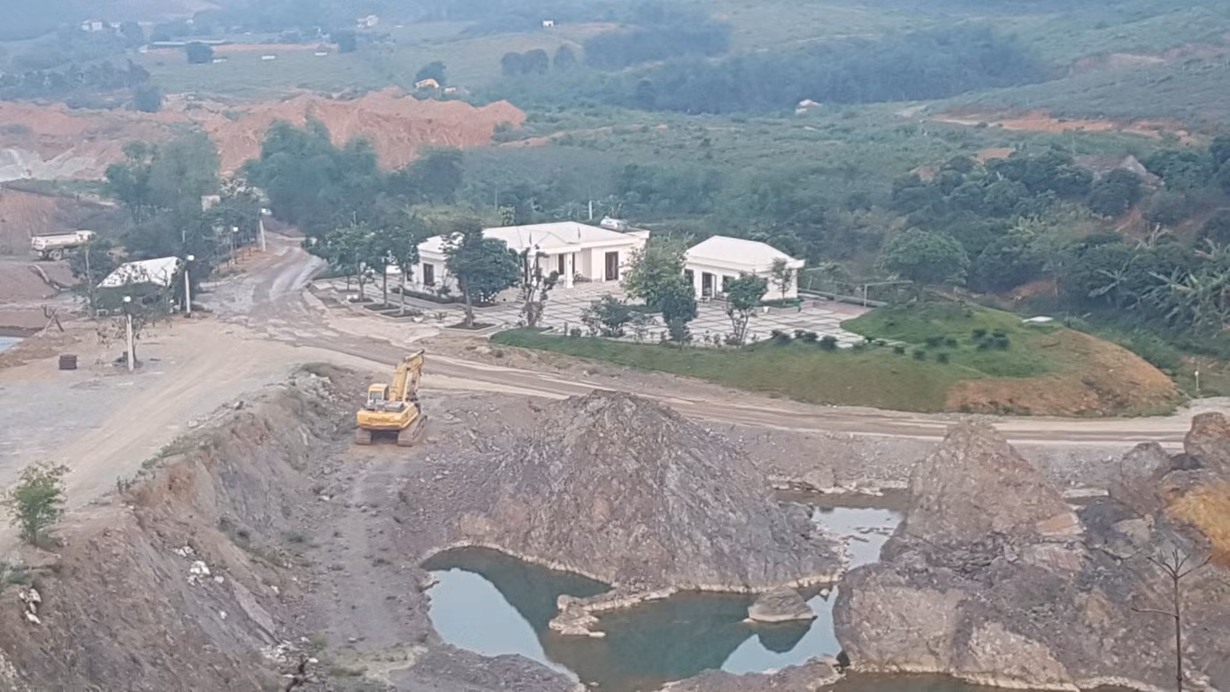 Cận cảnh đại công trường khai thác khoáng sản hết phép ở Ninh Bình ảnh 4