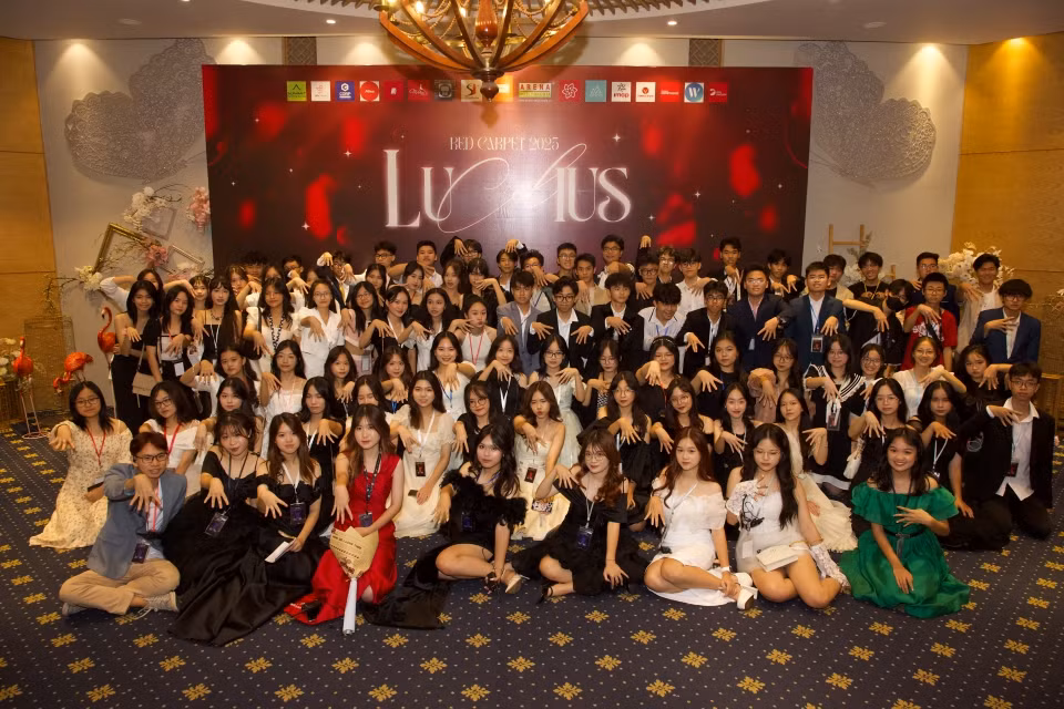 BTC Red Carpet - Thảm đỏ Chuyên Sư Phạm.