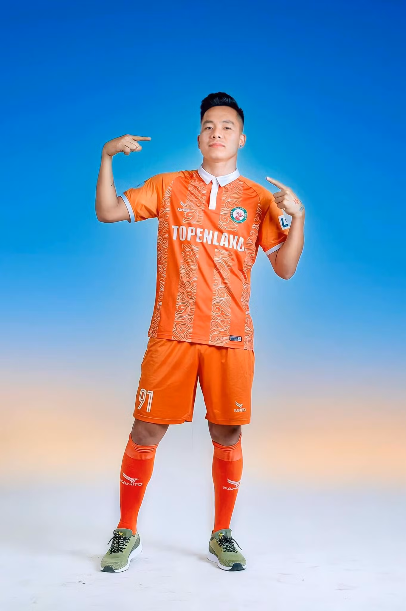Tiền đạo Lê Thanh Bình (CLB Bình Định) bỗng dưng bị chỉ trích dù không liên quan đến trận đấu.