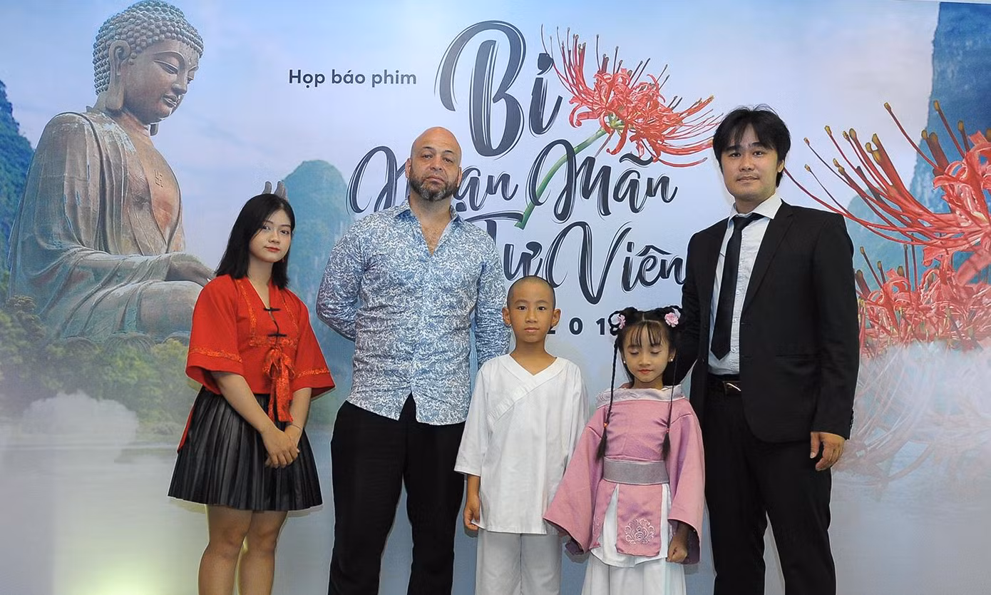 Võ sư Flores bất ngờ hóa sư trụ trì ở ngôi chùa cổ ảnh 4