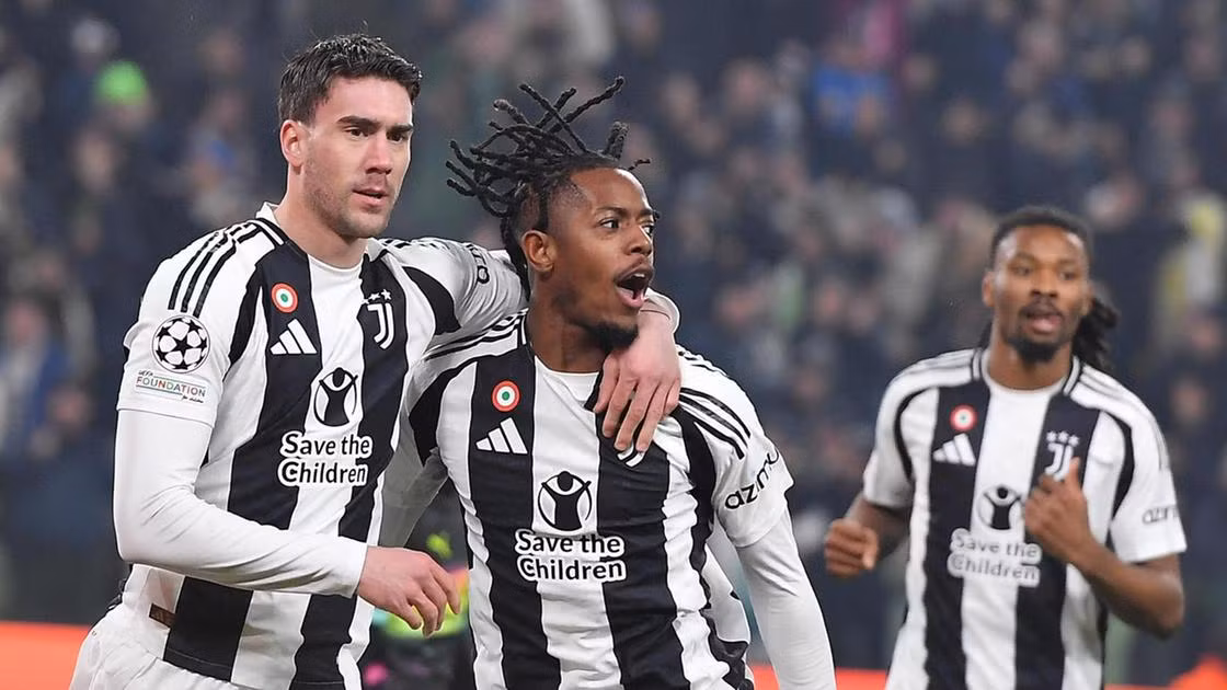 Juventus đánh bại PSV trong trận đấu lượt đi.