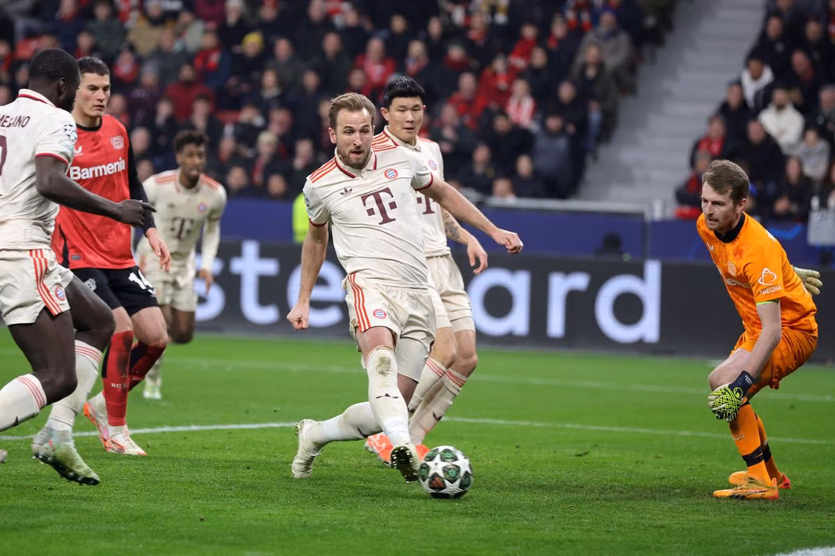Harry Kane gieo sầu cho ĐKVĐ Bundesliga.