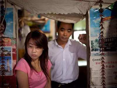 Vợ chồng Tào Vị Bình (trái) và Ngô Nghiệp Quân không mơ có ngày 