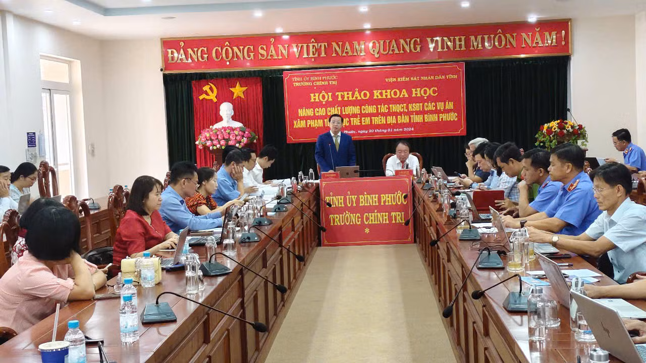 Toàn cảnh buổi hội thảo