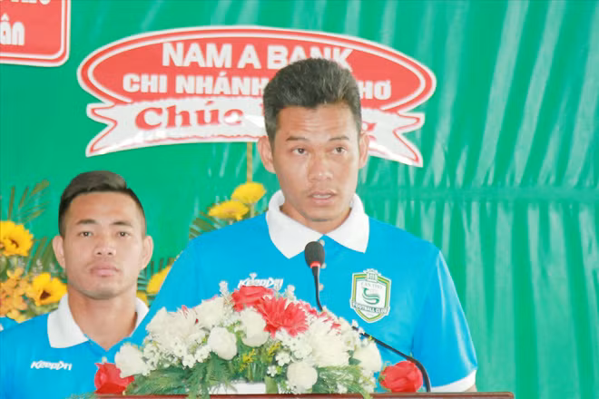 Bóng đá Việt và cú đá bể 'nồi cơm' ảnh 1