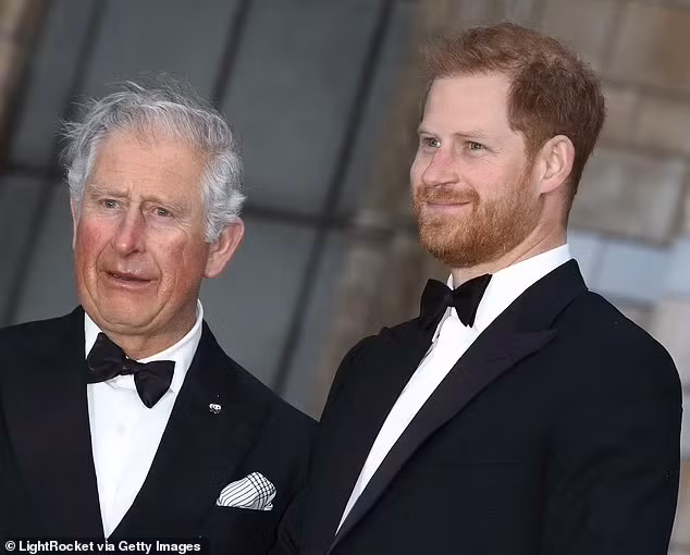 Harry chấp nhận dự lễ đăng cơ vì muốn các con được Hoàng gia Anh công nhận. Ảnh: Getty Images.
