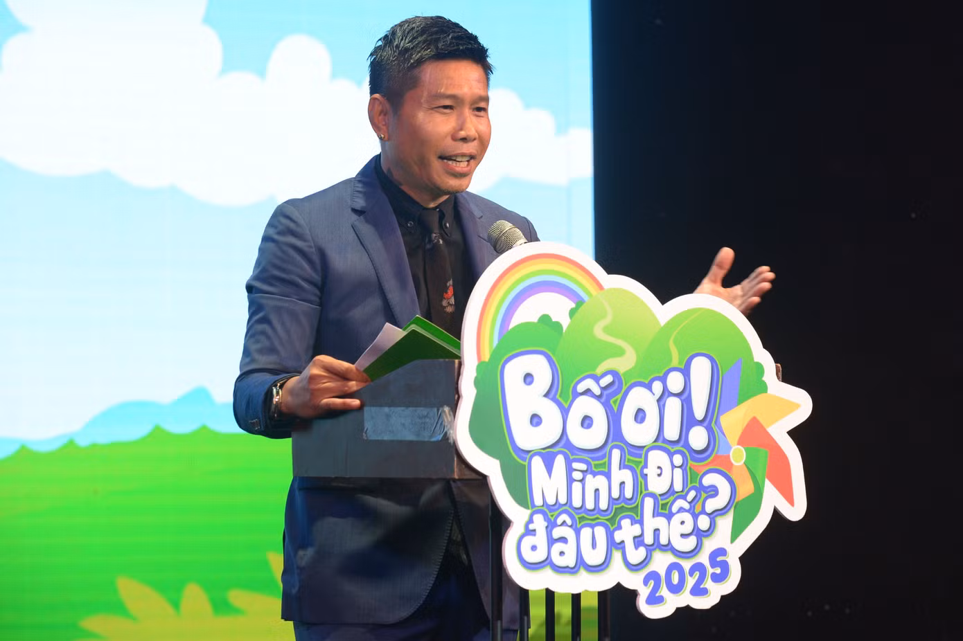 Đạo diễn Nguyễn Nam phản hồi ồn ào xoay quanh chương trình Bố ơi! Mình đi đâu thế?.