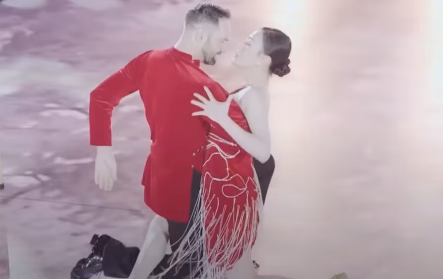 Phương Oanh nhận điểm 10 đầu tiên trong chương trình.