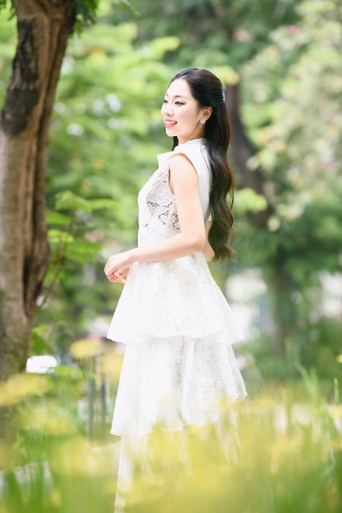 Nhờ có kinh nghiệm trên sàn diễn, Thùy Dương có thời gian trau dồi thêm các kỹ năng khác trong hành trình Hoa hậu Việt Nam 2024. Lần đầu Thùy Dương tham gia cuộc thi nhan sắc là khi còn học cấp 3. Cô đại diện cho lớp tham gia cuộc thi sắc đẹp cấp trường.