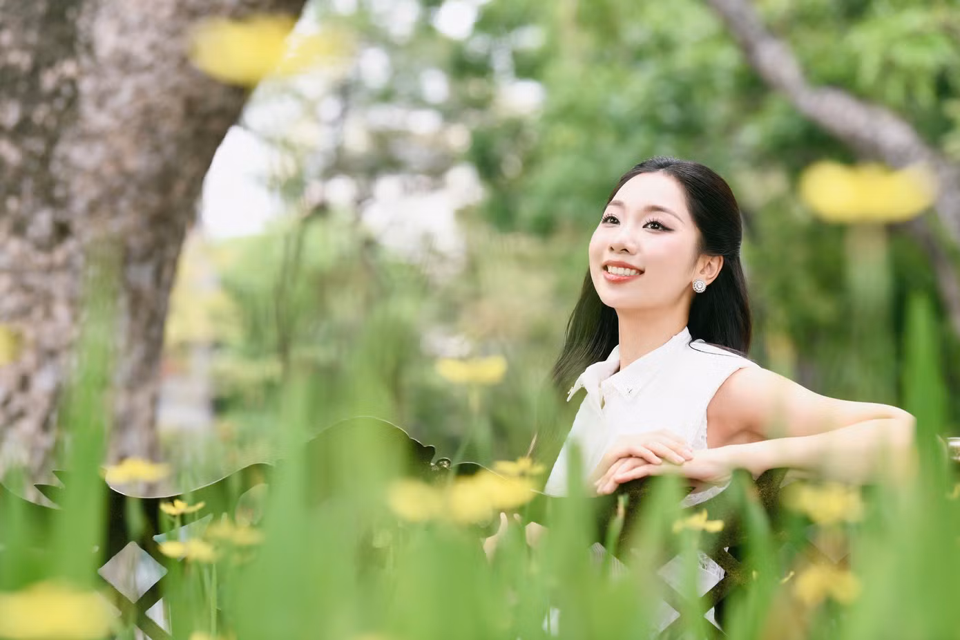 Phạm Thùy Dương (SBD 983), sinh năm 2003, đến từ Thủ đô Hà Nội. Cô cao 1,71 m, nặng 51 kg, số đo ba vòng 73-59-94 cm. Thùy Dương học song song hai trường Đại học Ngoại thương và Đại học Kinh tế Quốc dân.