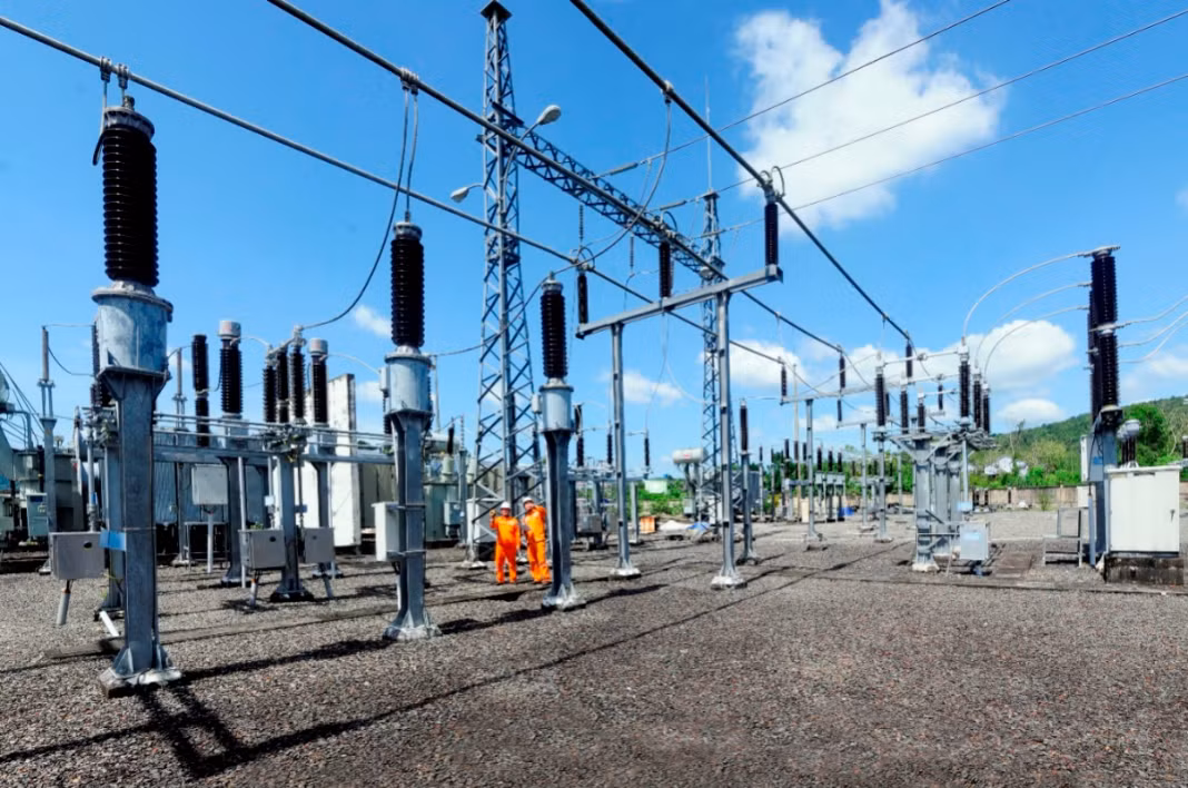 Công ty Điện lực tổ chức ứng trực 24/24 đảm bảo điện phục vụ Tết nguyên đán 2025.