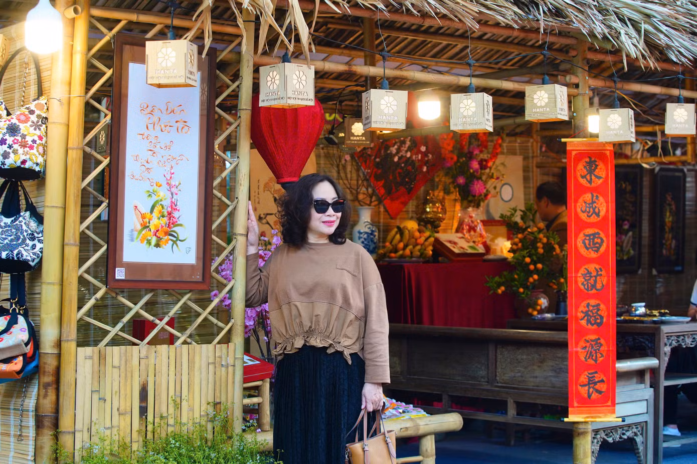 Dự án được thiết kế trong hơn một tháng và thi công ngày đêm trong một tuần để kịp khai trương.