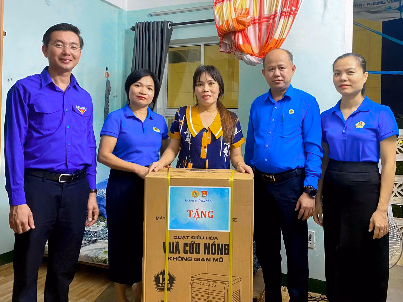 Những phần quà không chỉ mang ý nghĩa hỗ trợ vật chất mà còn thể hiện sự quan tâm, sẻ chia của các tổ chức đối với đời sống của thanh niên công nhân.