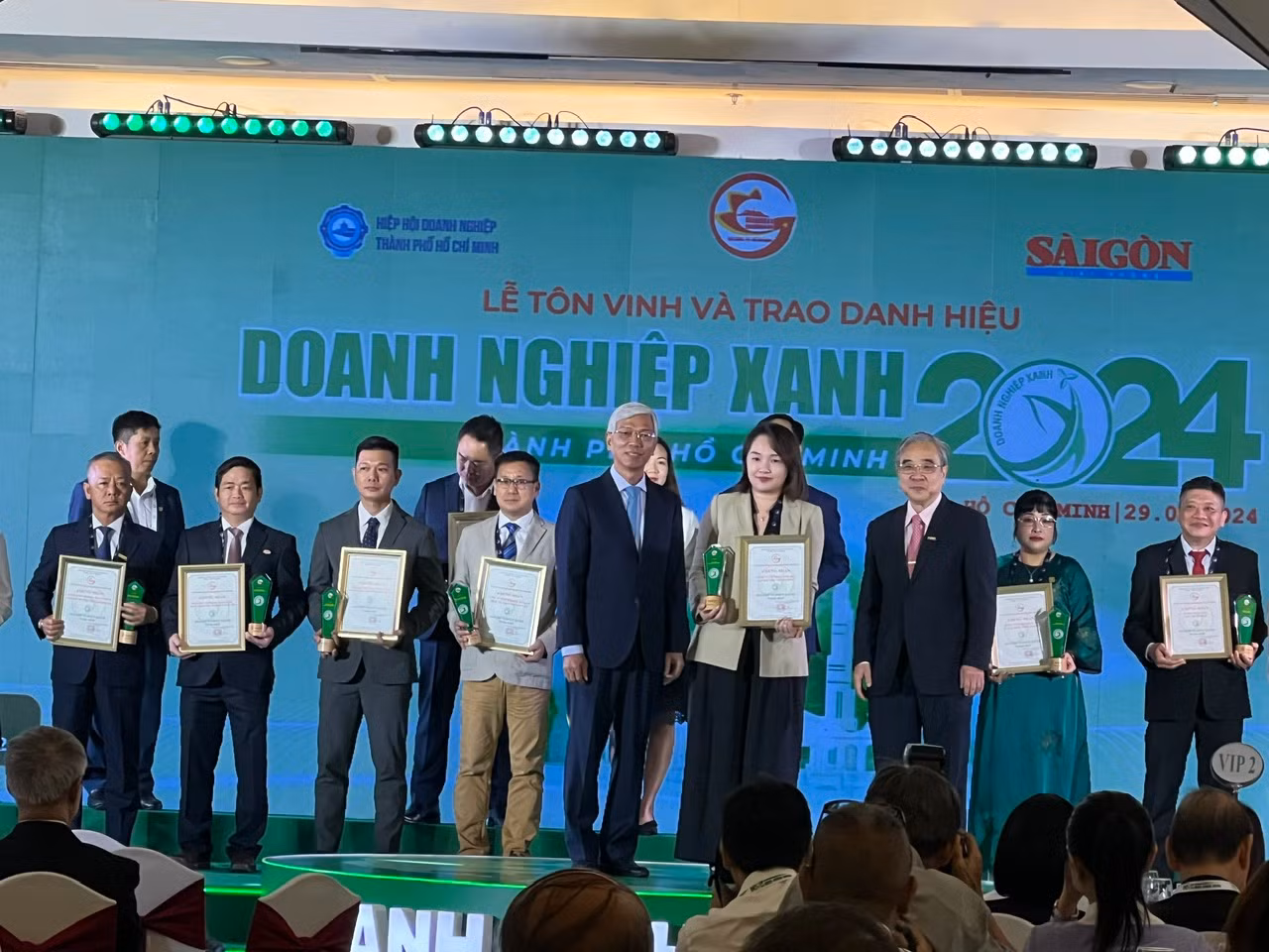 TPHCM trao danh hiệu Doanh nghiệp xanh năm 2024 cho 98 doanh nghiệp