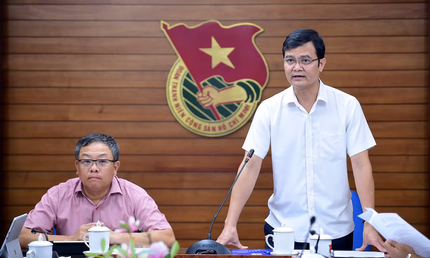 Anh Bùi Quang Huy phát biểu kết luận buổi làm việc. Ảnh: Xuân Tùng