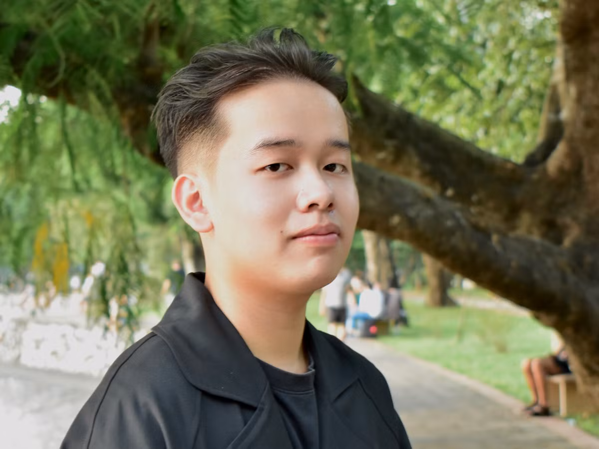 Ngô Xuân Bách (24 tuổi) chọn cách tận hưởng ngày này bằng cách… đi ngủ.