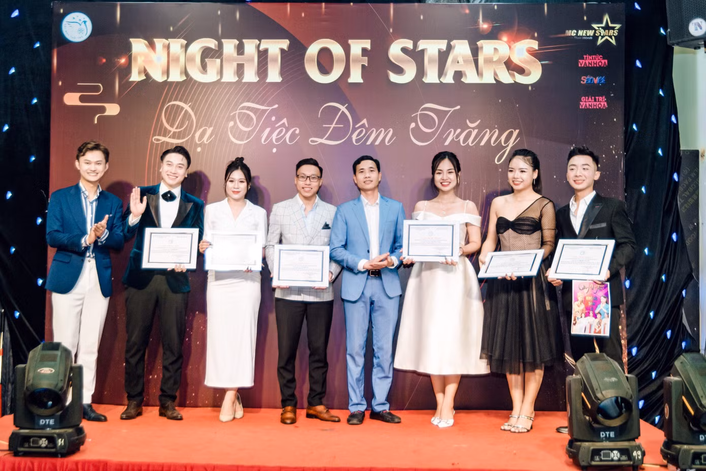 Cuộc thi MC Night of Stars là sự kiện thường niên của Hội Thanh niên sắc màu tuổi trẻ Thành phố Hà Nội phối hợp cùng Chi hội MC New Stars tổ chức.