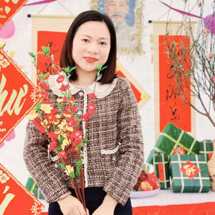 Theo Tiến sĩ Trần Hằng Ly, giới trẻ ngày nay đang phải đối mặt với rất nhiều áp lực, từ học tập, công việc, cho đến những kỳ vọng xã hội và sự cạnh tranh khốc liệt trong cuộc sống hiện đại.