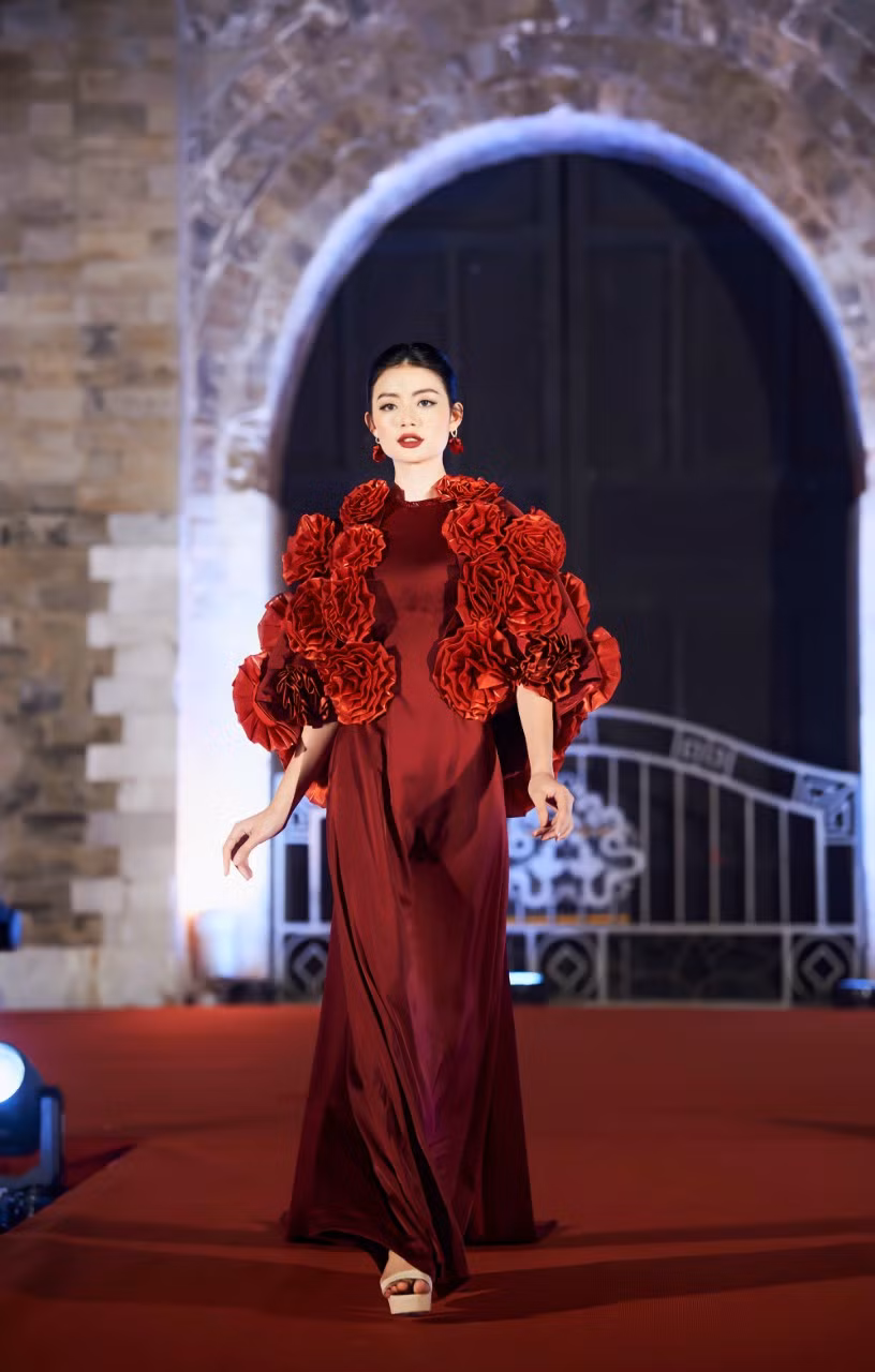 Thiết kế của Quỳnh Giang trong BST "Hương Sắc Thủ Đô".