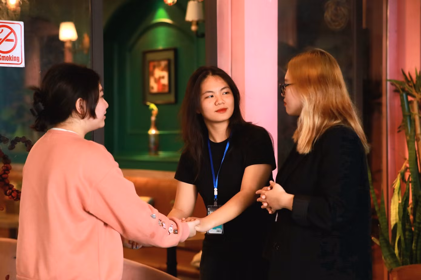 Một buổi hoạt động nhóm vui vẻ trong dự án PCSE.