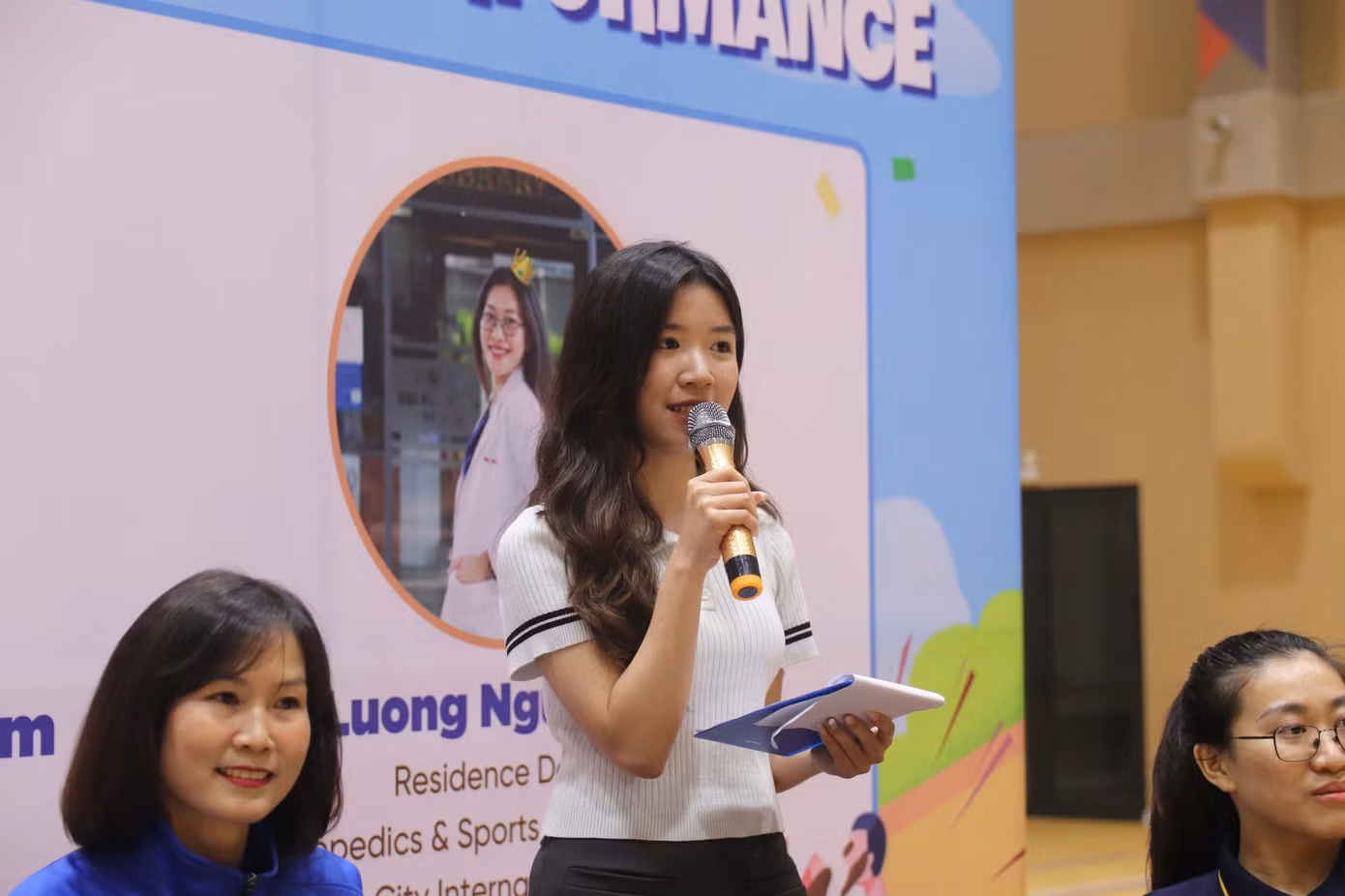 Trở thành sinh viên VinUni, Khánh Huyền vẫn bước tiếp trên hành trình yêu thương và phát huy các giá trị cốt lõi, nhân bản.