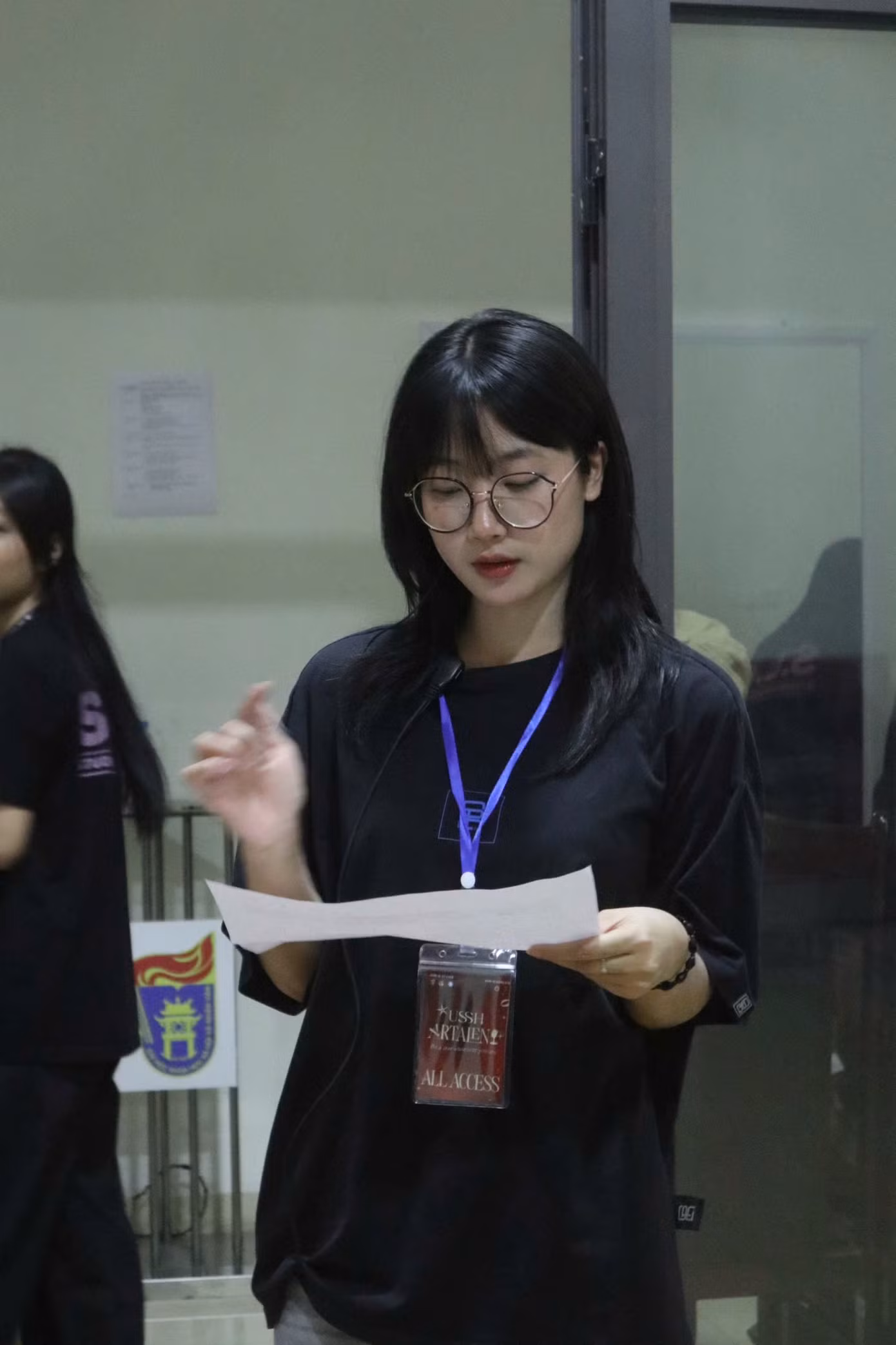 Bạn Ngọc Lan (Phó Ban Tổ chức chương trình “Xẩm Hỏi Xẩm”) chia sẻ (Ảnh: Phương Anh).