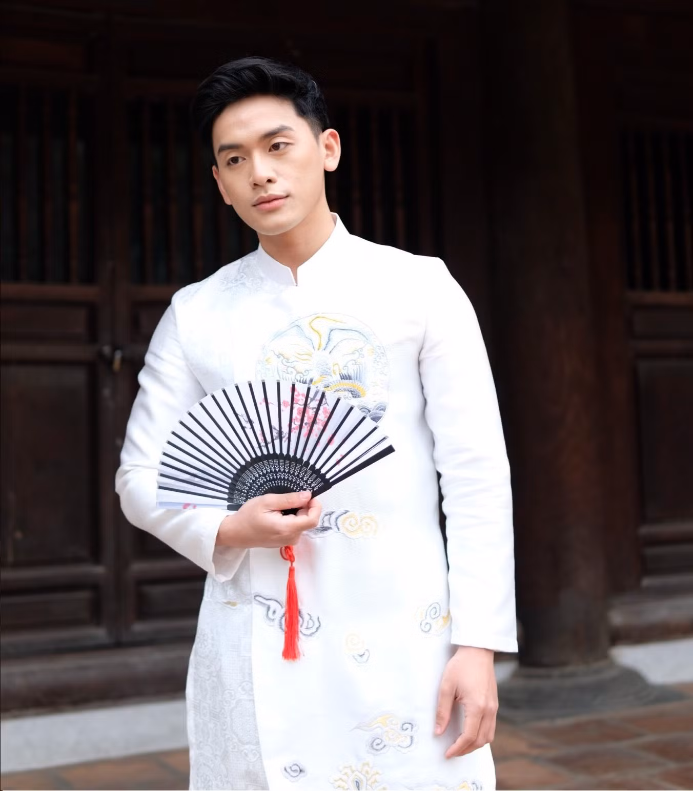 Thân Công Bình - chàng trai 21 tuổi đến từ vùng đất Thái Bình, hiện đang là sinh viên năm 3 Trường Đại học Ngoại thương.