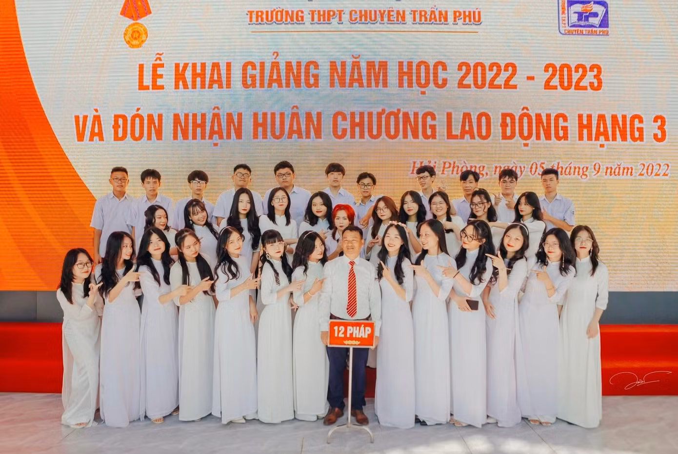 Cấp ba là khoảng thời gian đẹp nhất của Minh Ngọc khi có cơ hội được học ngôn ngữ Pháp.