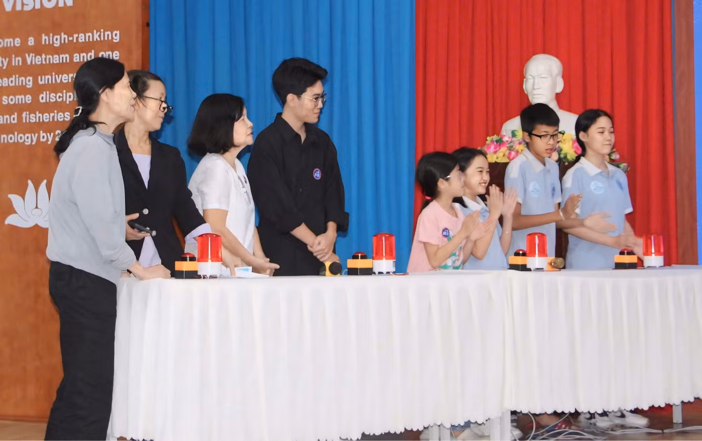 Cuộc thi này dành cho nhiều học sinh, sinh viên, cán bộ đến tiểu thương.