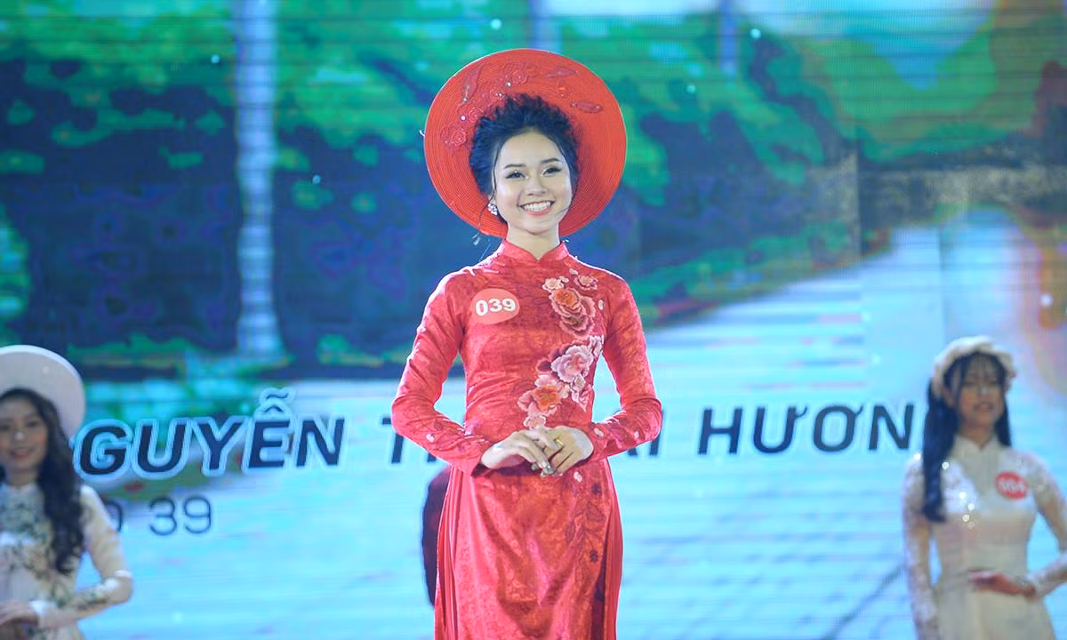 Lộ diện cặp đôi tài sắc nhất Đại học Khoa học Tự nhiên ảnh 2