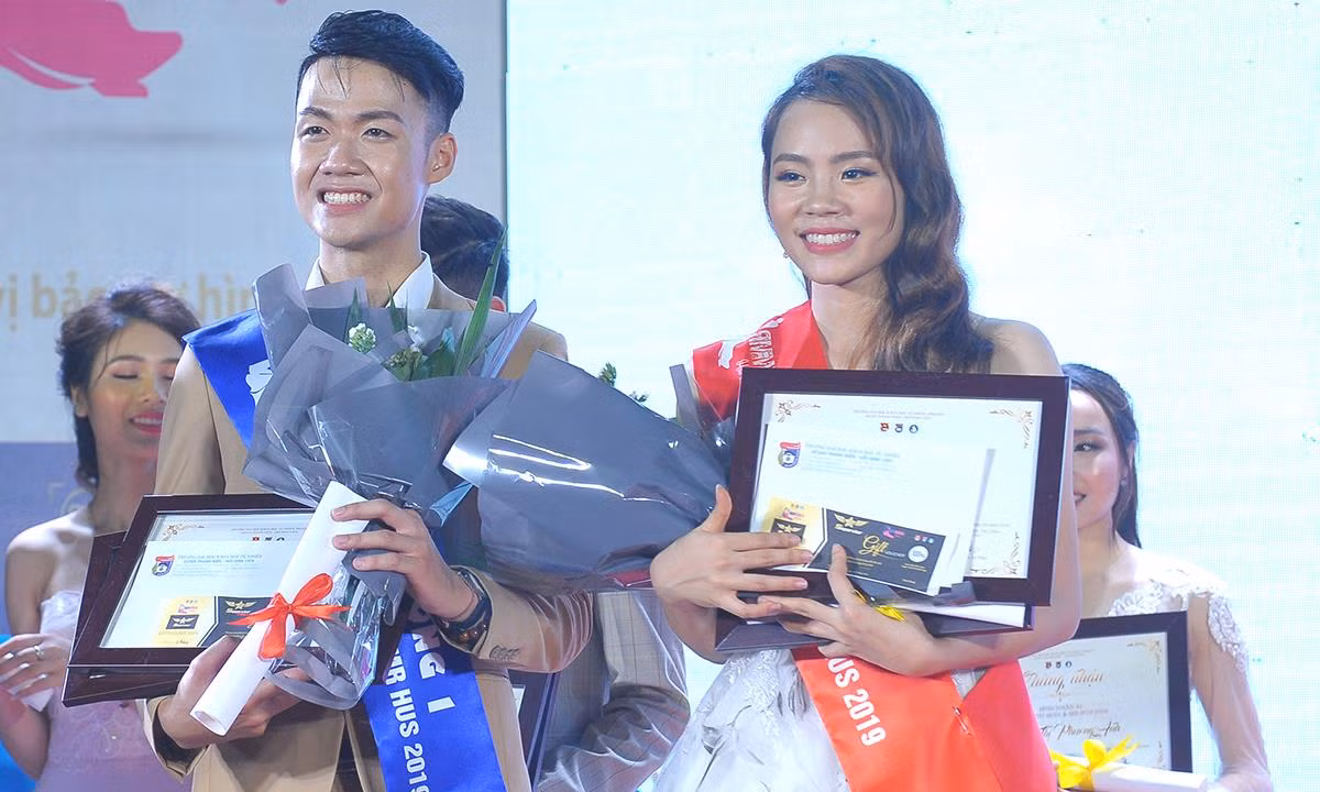 Lộ diện cặp đôi tài sắc nhất Đại học Khoa học Tự nhiên ảnh 15