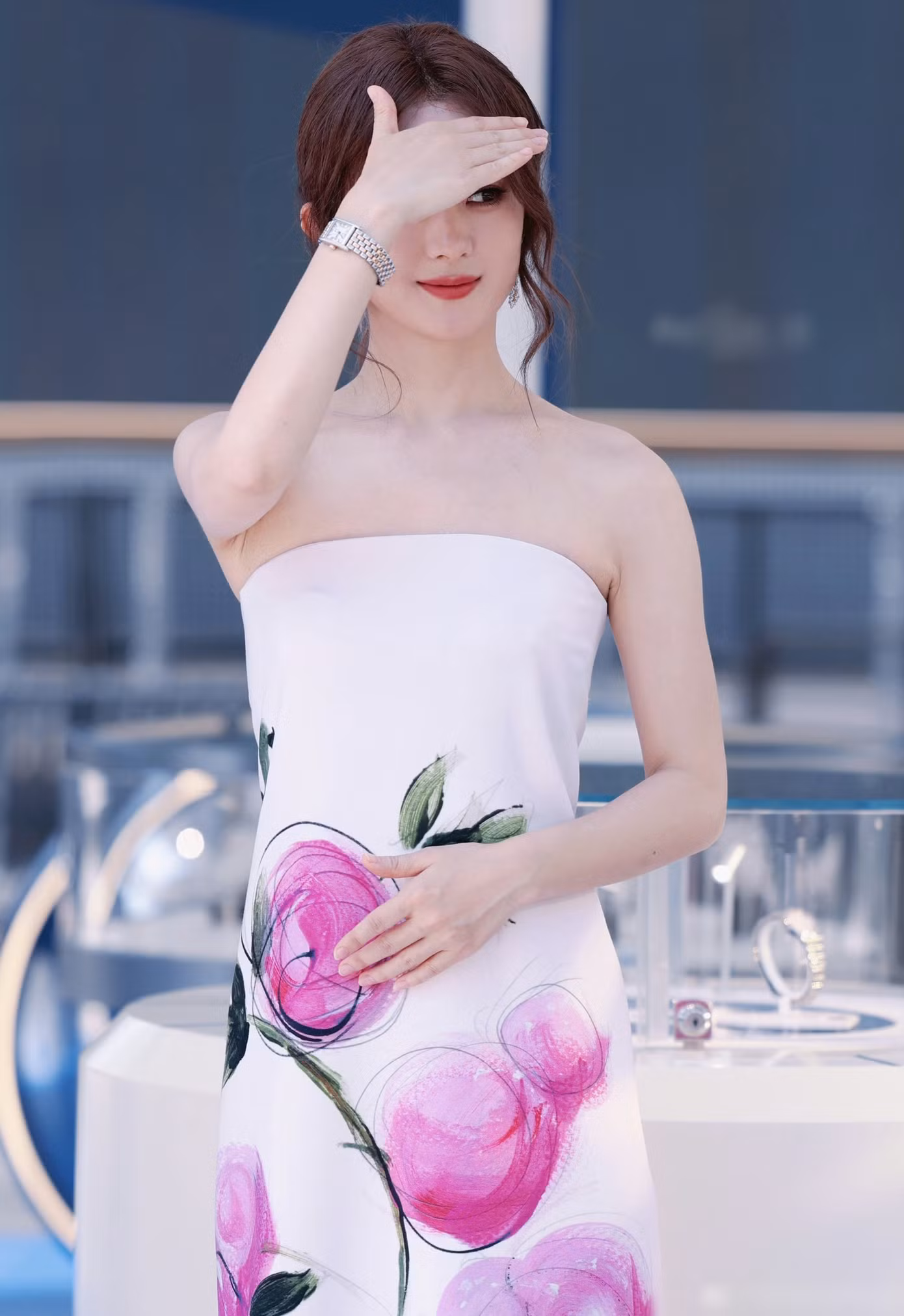 Triệu Lệ Dĩnh có nhiều ồn ào đời tư thời gian qua.