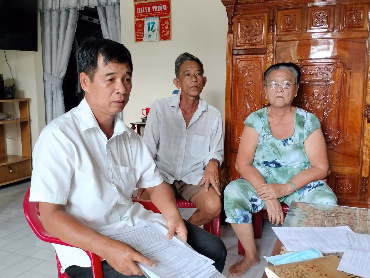 Người dân bị F0 ở khóm 4, phường 4, TP. Cà Mau phản ánh chưa nhận được tiền hỗ trợ, mong được chính quyền các cấp xem xét, giải quyết.