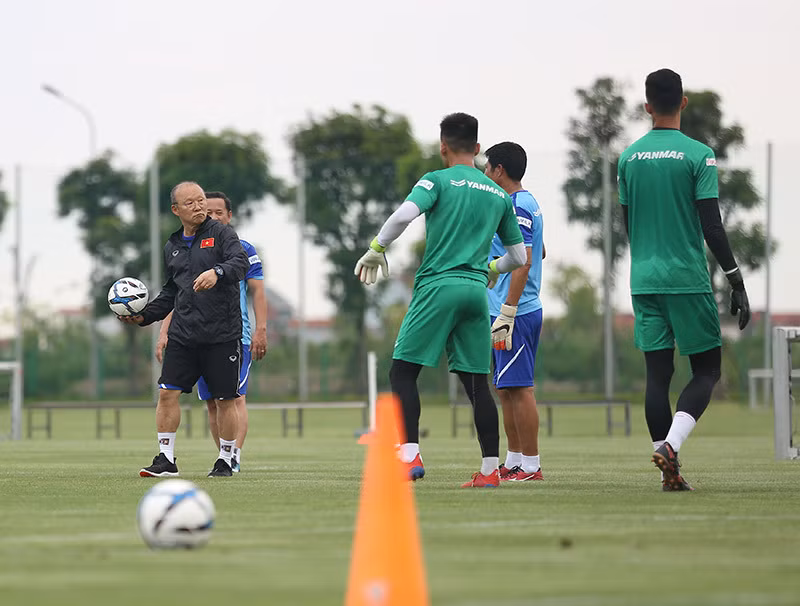 Lý do khó đỡ khiến sao Man City lỡ trận Siêu cúp Anh ảnh 1