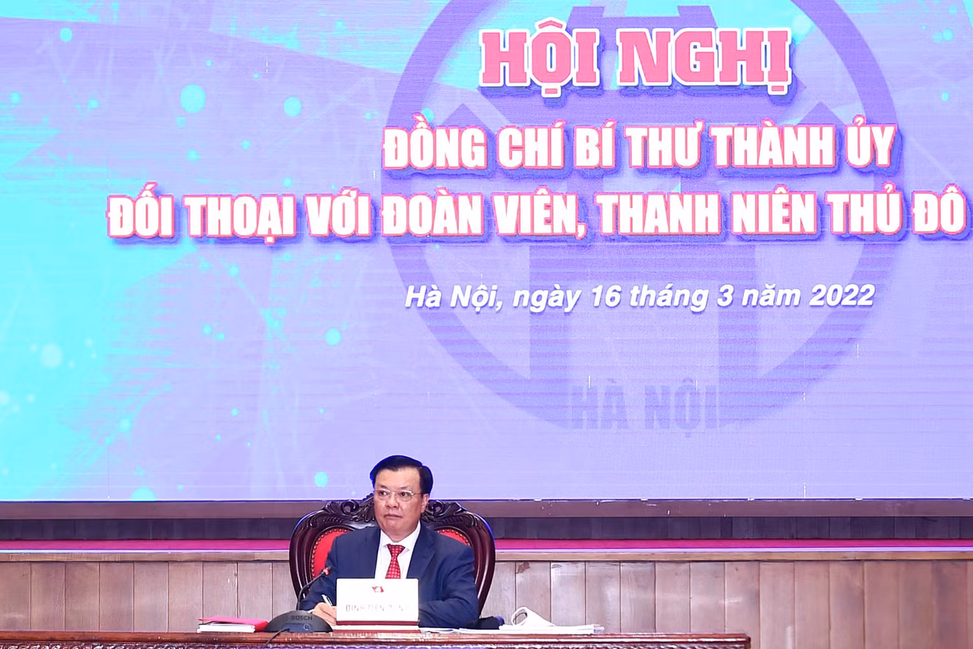 Bí thư Thành uỷ Hà Nội Đinh Tiến Dũng đối thoại với đoàn viên, thanh niên Thủ đô năm 2022