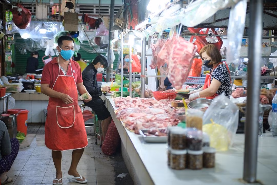 Không chỉ rau củ quả, các loại thực phẩm tươi sống cũng giữ giá ổn định