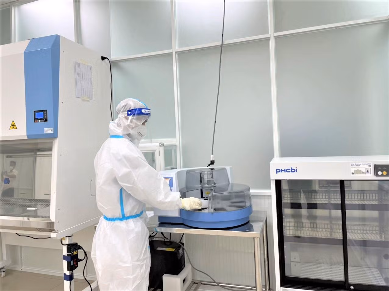 Thị xã Tân Uyên, một trong những điểm nóng về dịch ở Bình Dương, được trang bị hệ thống xét nghiệm hiện đại, công suất lớn