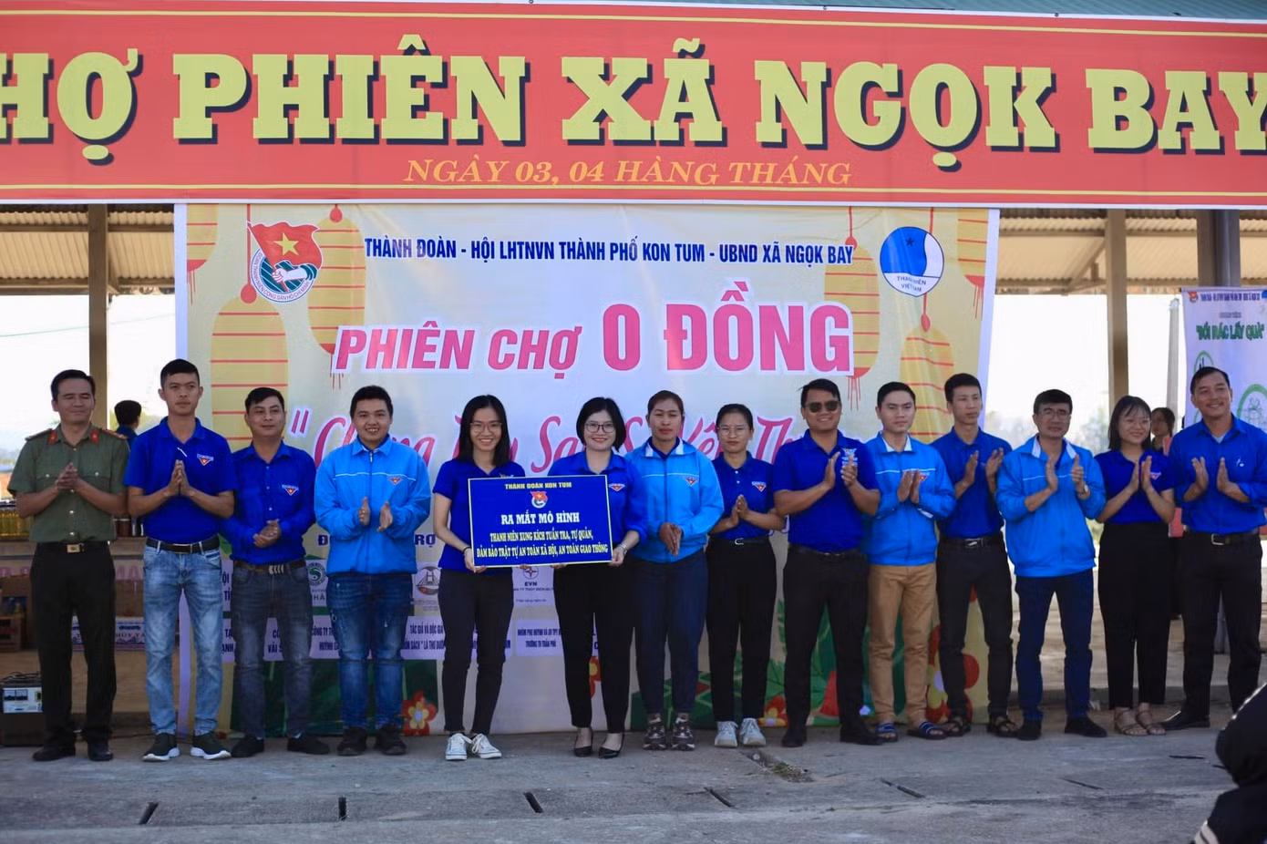 Ra mắt mô hình Thanh niên xung kích tuần tra, tự quản, đảm bảo trật tự an toàn xã hội, an toàn giao thông.