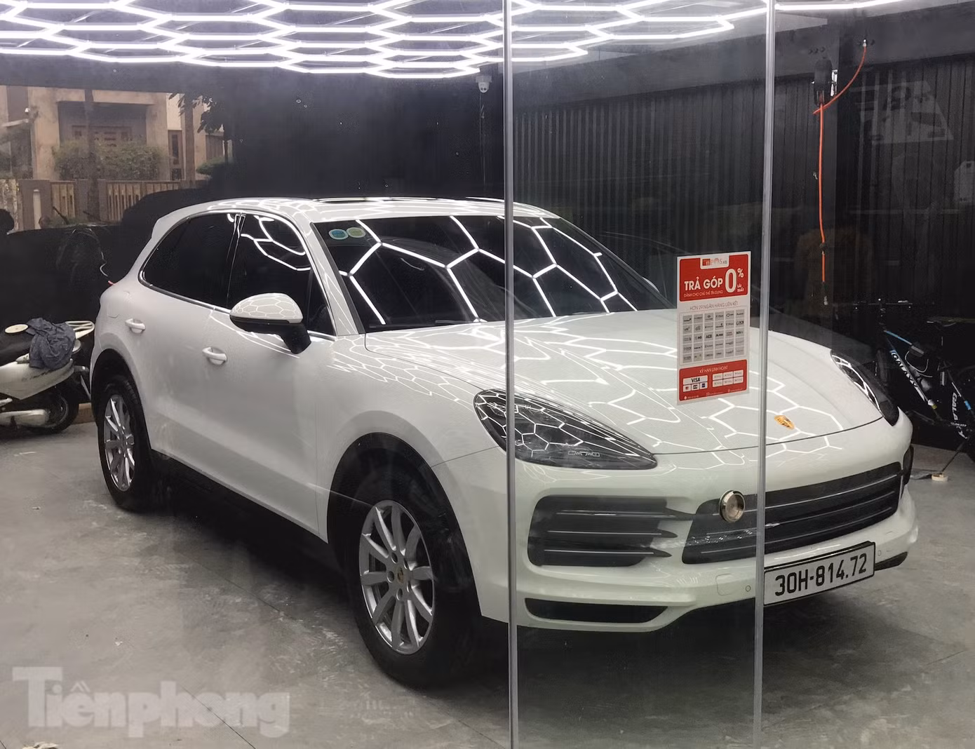 Một chiếc Porsche đã hoàn thành việc phủ lớp ceramic.