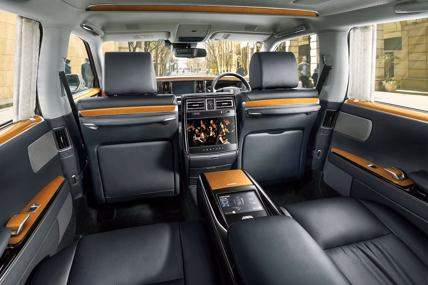 Mẫu SUV hạng sang hứa hẹn sẽ có nội thất xa hoa.
