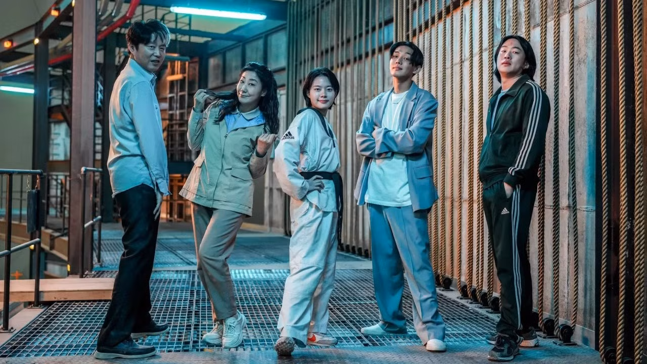 Hi-Five đang là bộ phim chiếu rạp Hàn Quốc được yêu thích. Hi-Five đang là bộ phim chiếu rạp Hàn Quốc được yêu thích.