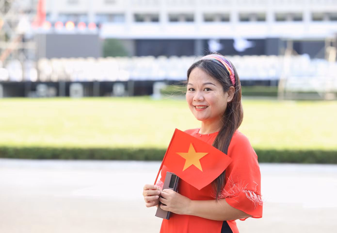 Trong mỗi bạn trẻ hôm nay đều ăm ắp cảm xúc tự hào, trân trọng lịch sử đất nước và những cống hiến máu xương của biết bao thế hệ tiền nhân.