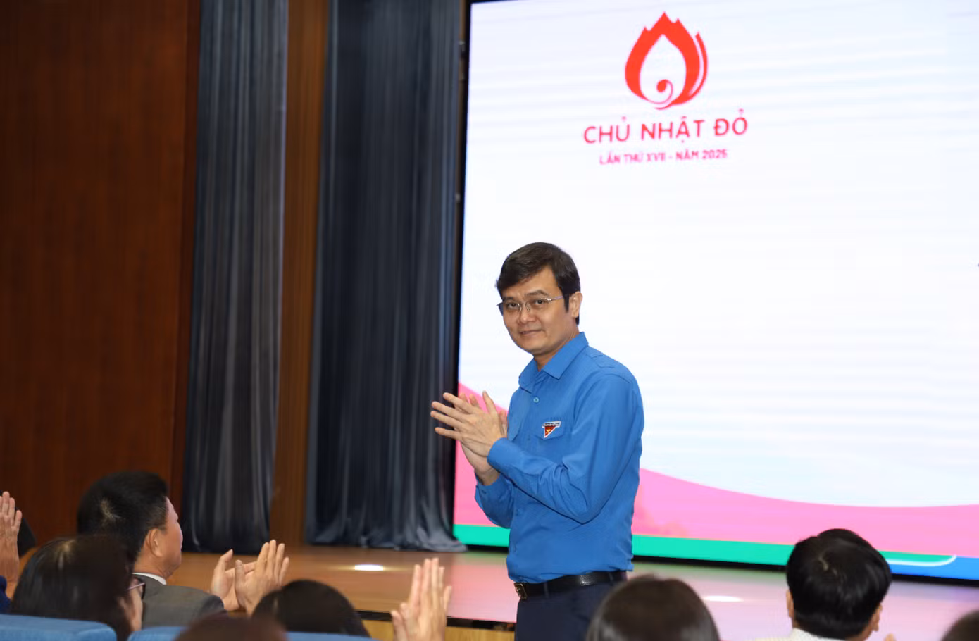 Đến tham dự chương trình có anh Bùi Quang Huy - Ủy viên dự khuyết Ban chấp hành Trung ương Đảng, Bí thư thứ nhất T.Ư Đoàn cùng lãnh đạo nhiều cơ quan Trung ương. Đến tham dự chương trình có anh Bùi Quang Huy - Ủy viên dự khuyết Ban chấp hành Trung ương Đảng, Bí thư thứ nhất T.Ư Đoàn cùng lãnh đạo nhiều cơ quan Trung ương.