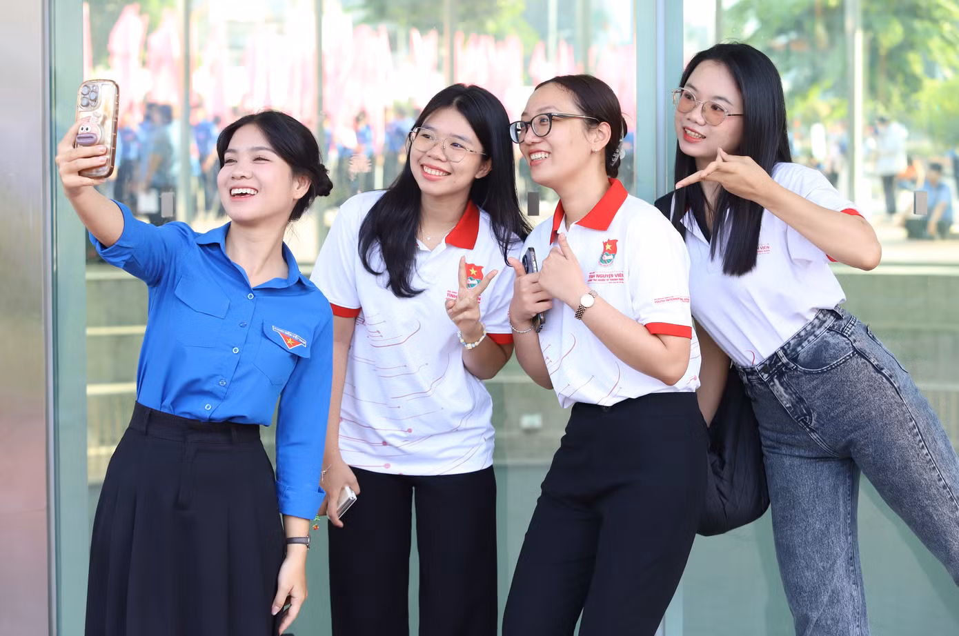 Bạn trẻ sẵn sàng hòa vào chuỗi hoạt động ý nghĩa của Tháng Thanh niên.