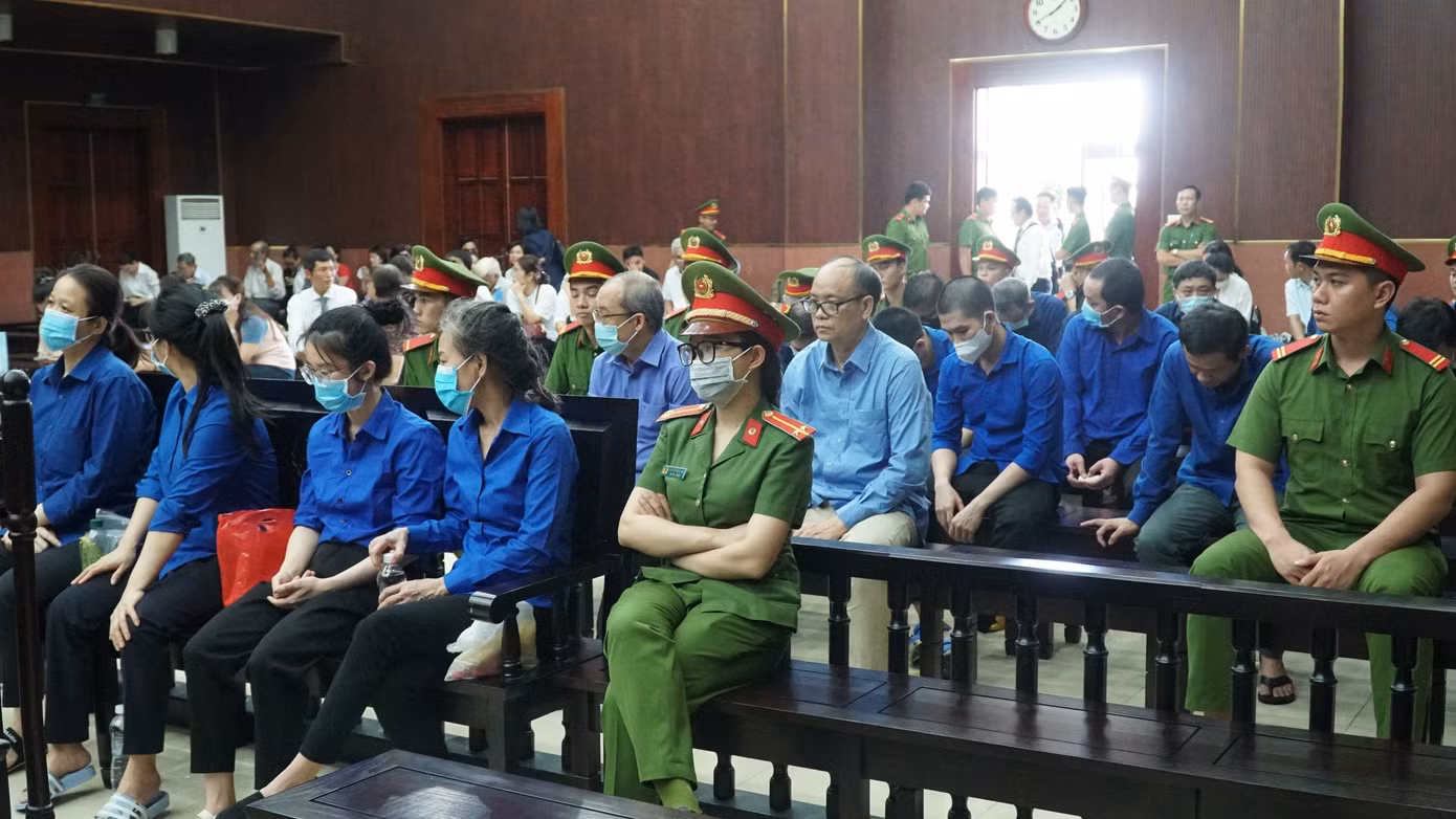 Một góc phòng xử án. Một góc phòng xử án.