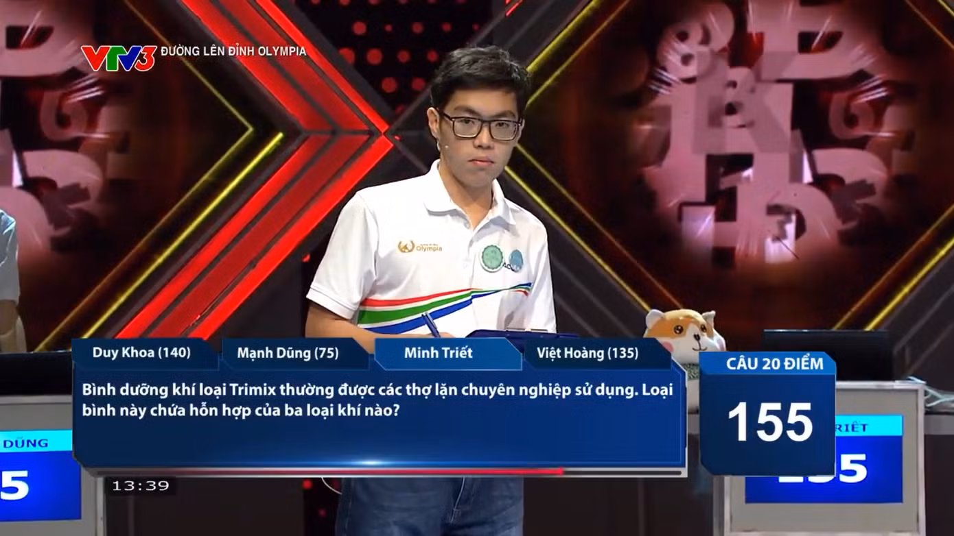 Minh Triết là đối thủ "nặng ký" của Duy Khoa.