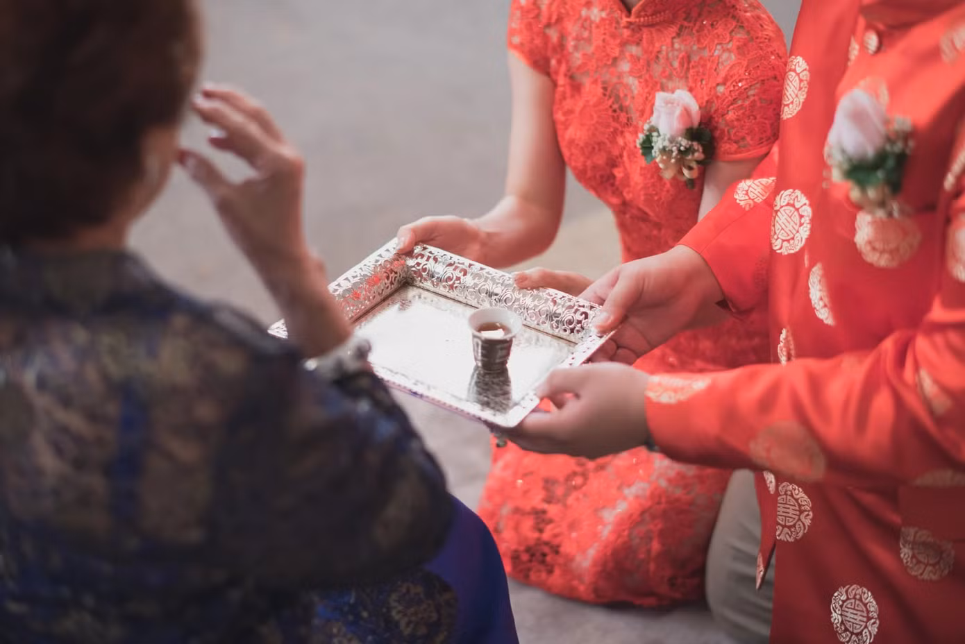 Tiền bạc là gánh nặng trong nhiều cuộc hôn nhân ở Trung Quốc. Ảnh: Shutterstock. Tiền bạc là gánh nặng trong nhiều cuộc hôn nhân ở Trung Quốc. Ảnh: Shutterstock.
